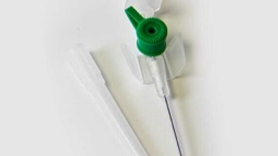 IV Cannula (Green), 18g