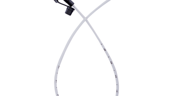 Suction Catheter With Vacuum Control Connector, Black, Fr 10
